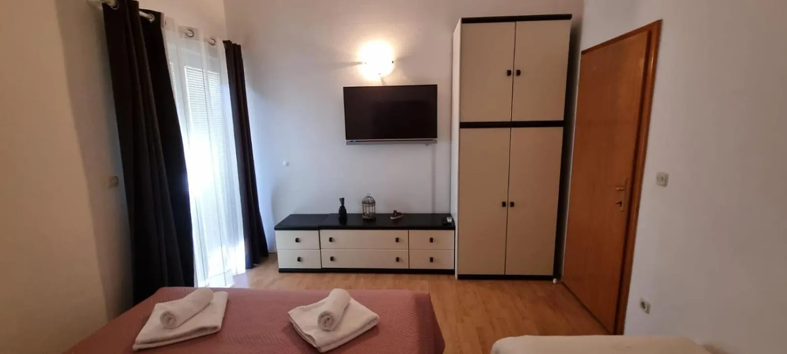 סבטי פיליפ אי ג'קוב Apartments Dolac