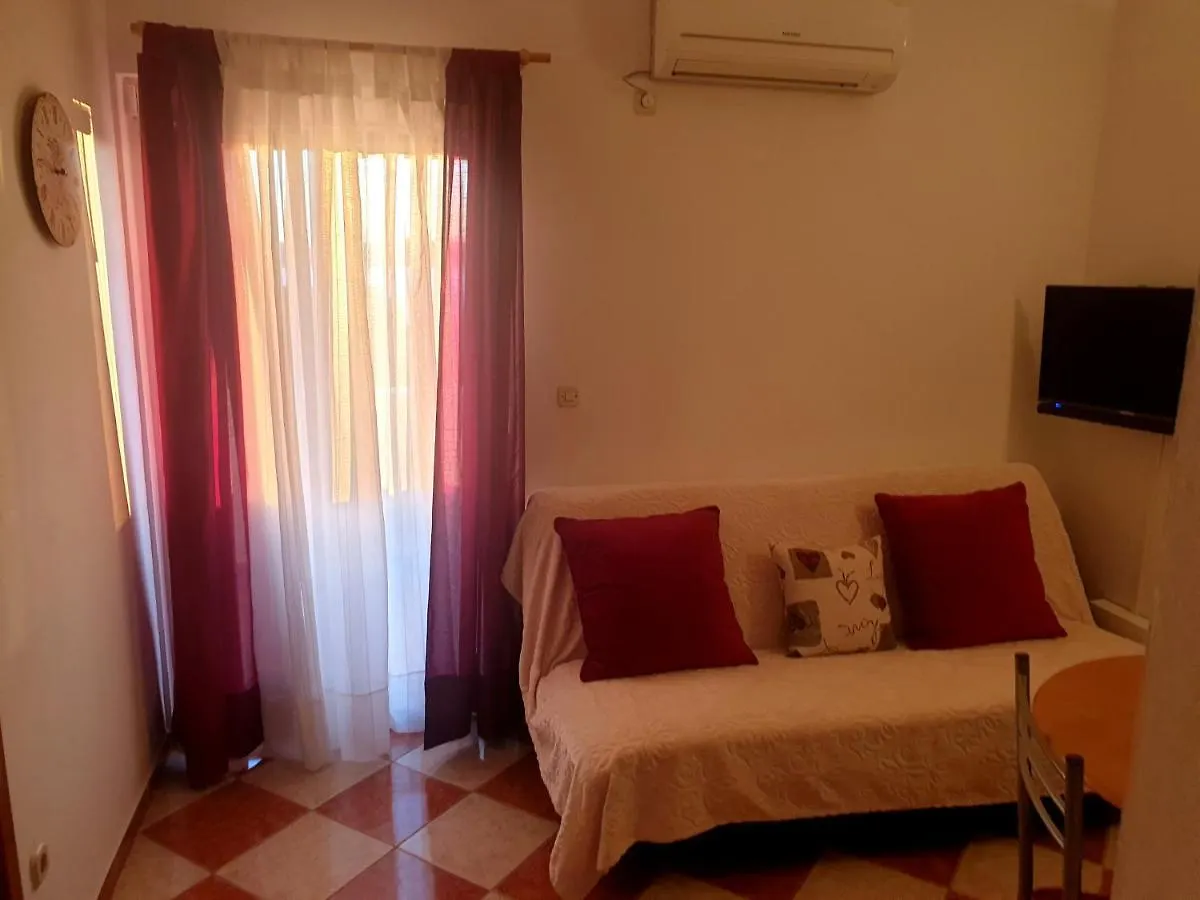 סבטי פיליפ אי ג'קוב Apartments Dolac סבטי פיליפ אי ג'קוב